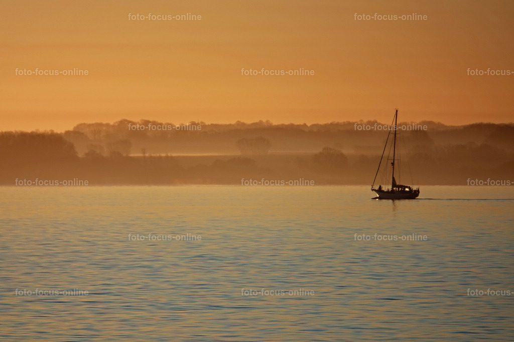 11-april | Landscape photography, spectacular waves, Atlantic Ocean, Baltic Sea