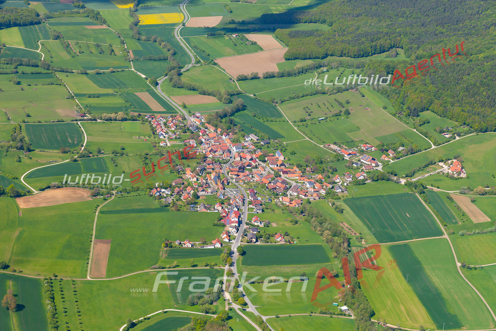 aktuelles Luftbild von Lohndorf  - Luftaufnahme wurde 2019 von https://frankenair.de mittels Flugzeug (keine Drohne) erstellt.