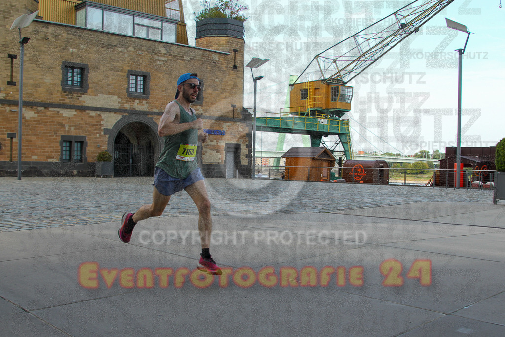 250920_1504_EV4_8007 | Sportfotografie im Rhein-Sieg Kreis, Köln, Bonn, NRW, Rheinland Pfalz, Hessen, etc. Unser Tätigkeitsfeld umfasst den Laufsport vom Volkslauf über den Marathon, Duathlon, Triathon bis zum Ultralauf wie Kölnpfad Ultra oder Schindertrail.