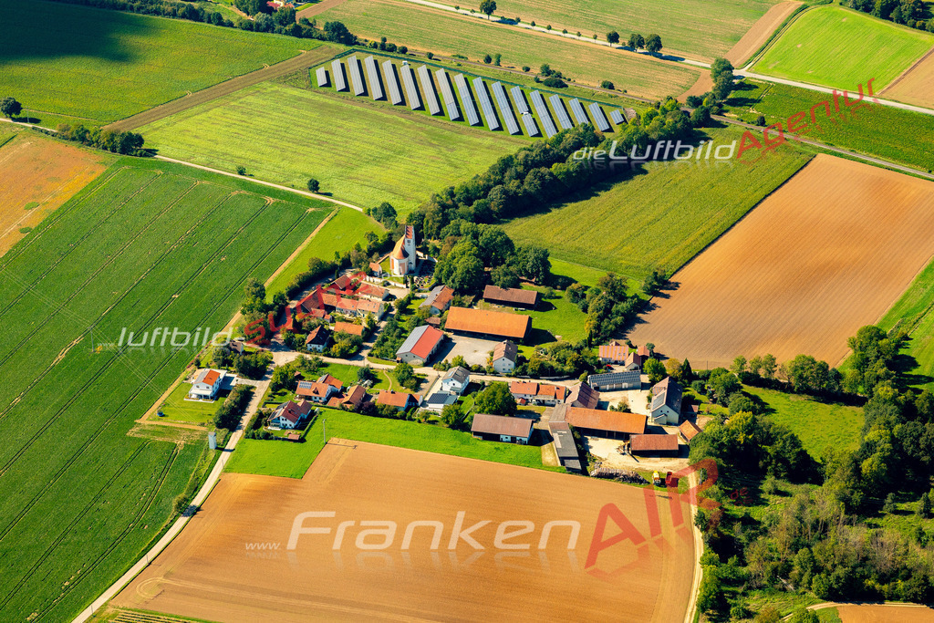 frauenhofen-geiselhoering-professionelle-luftbilder-1549-2023 | Das Luftbild zeigt : Frauenhofen Geiselhöring - Die Luftaufnahme wurde 2023 vom UL-Flugzeug aus erstellt ( keine Drohne ) - 
Hochauflösende Luftaufnahme - Für grossformatige Ausdrucke geeignet. Die Geschenkidee !
Mit Lizenz und Bildrechte bestellbar