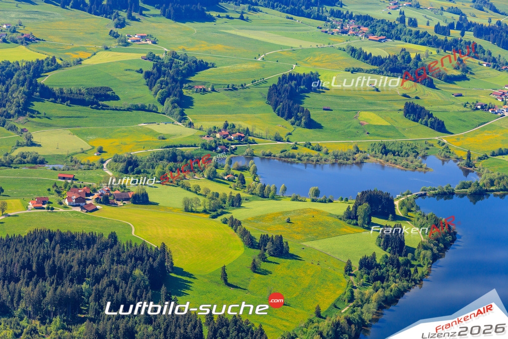 Die Luftaufnahme der Stadt Sulzberg wurde vom UL-Flugzeug heraus erstellt ( keine Drohne )- hohe Auflösung für beste Qualität