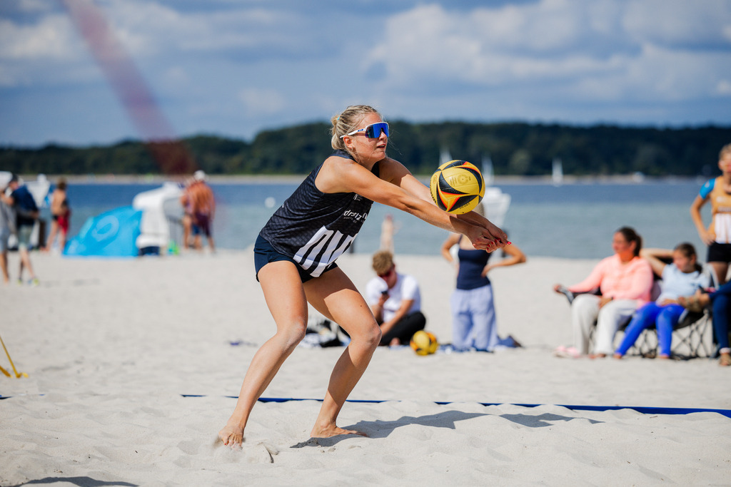 Beachvolleyball I Saison 2026 I Deutsche Meisterschaft U19 I 3. Tag | Jasper Lorenz Fotografie - Realisiert mit Pictrs.com
