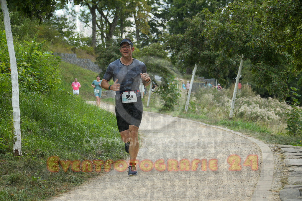 250824_1407_EX1_5065 | Sportfotografie im Rhein-Sieg Kreis, Köln, Bonn, NRW, Rheinland Pfalz, Hessen, etc. Unser Tätigkeitsfeld umfasst den Laufsport vom Volkslauf über den Marathon, Duathlon, Triathon bis zum Ultralauf wie Kölnpfad Ultra oder Schindertrail.
