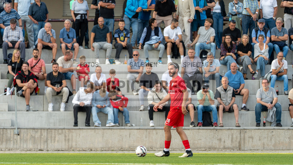 _OMG8572 | www.omgpictures.de, Sportfotograf, Verein, Fotograf, Baden Württemberg, Stuttgart, Heilbronn, omgpictures, Spieltag,  - Realisiert mit Pictrs.com