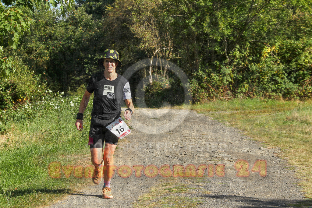 250830_1631_EV4_4673 | Sportfotografie im Rhein-Sieg Kreis, Köln, Bonn, NRW, Rheinland Pfalz, Hessen, etc. Unser Tätigkeitsfeld umfasst den Laufsport vom Volkslauf über den Marathon, Duathlon, Triathon bis zum Ultralauf wie Kölnpfad Ultra oder Schindertrail.