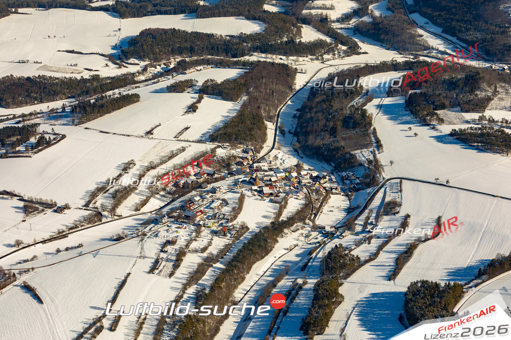 Die Luftbildaufnahme Tiefenpoelz-winter -  wurde 2019 mittels Flugzeug (keine Drohne) erstellt. Perfekte Schärfe und Druck- Ergebnisse- Garantiert!