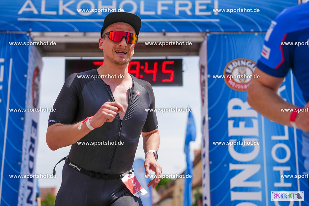 DSC03721 | Stadttriathlon Erding 2025. #yourpictrs #sportshot_your_pictrs @Sportshotphotography #stadttriathlonerding Copyright: www.sportshot.de