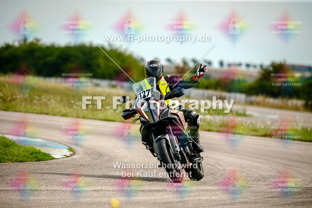 Chambley Juli-2495 | Hier findet Ihr Bilder von Touristenfahrten auf der Nürburgring Nordschleife oder von anderen Veranstaltungen die ich besucht habe. Viel Spass beim Durch Schauen 