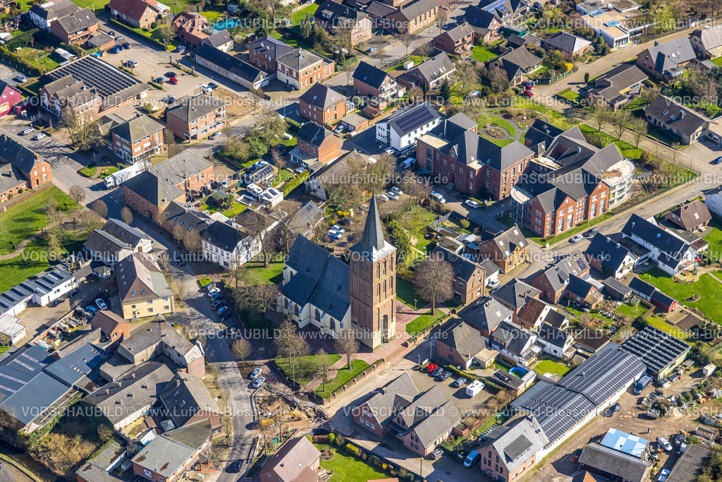 Rees240312402Millingen | Luftbild, Kirche St. Quirinus, Altenpflegeheim St. Joseph Millingen gGmbH, Wohngebiet Kirchstraße, Millingen, Rees, Nordrhein-Westfalen, Deutschland