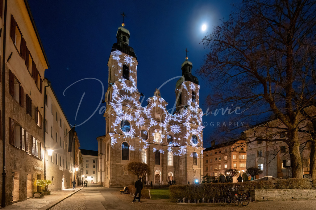 Bergsilvester | Fassadenmapping Dom Sankt Jakob