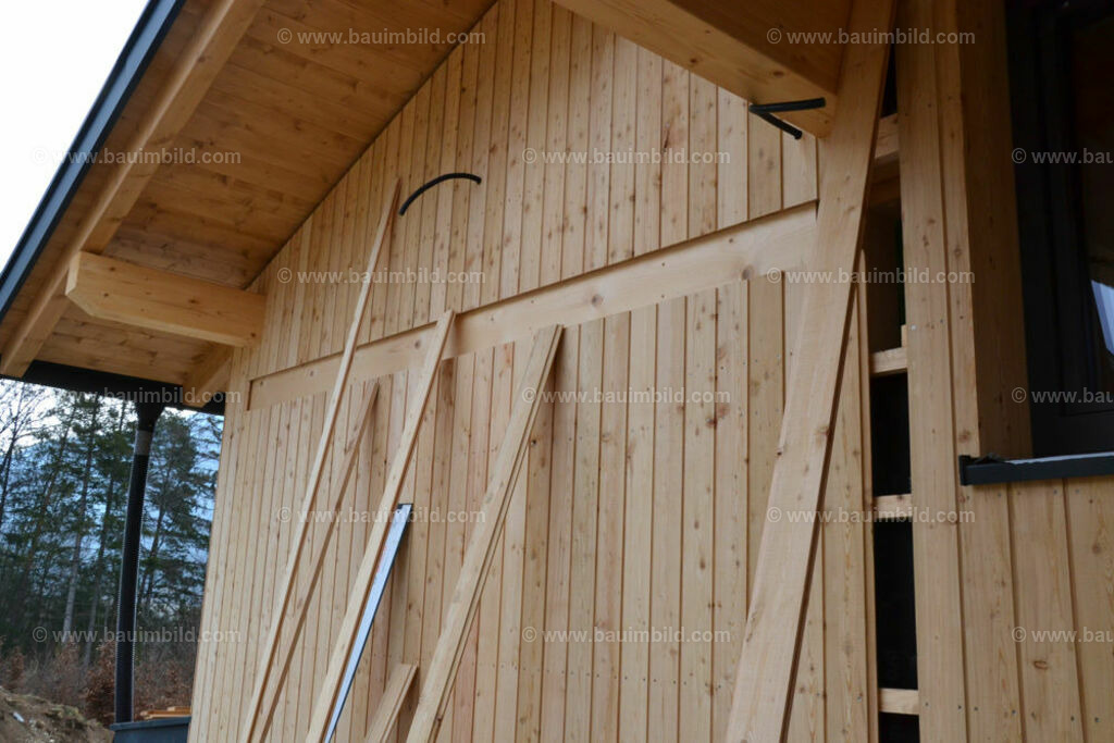 bib-lg13-holzbau-ausbau-0137 | Nach LV-Leistungsgruppen sortierte Detailfotos über den Bau eines Hauses. Alle Hausbau-Bilder direkt vom Urheber und Autor der Website Haus-Selber-Bauen.com