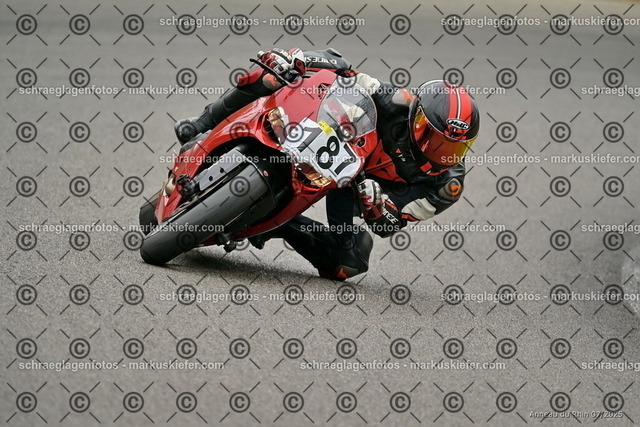 25bt05-0792 | markuskiefer.com - Realisiert mit Pictrs.com