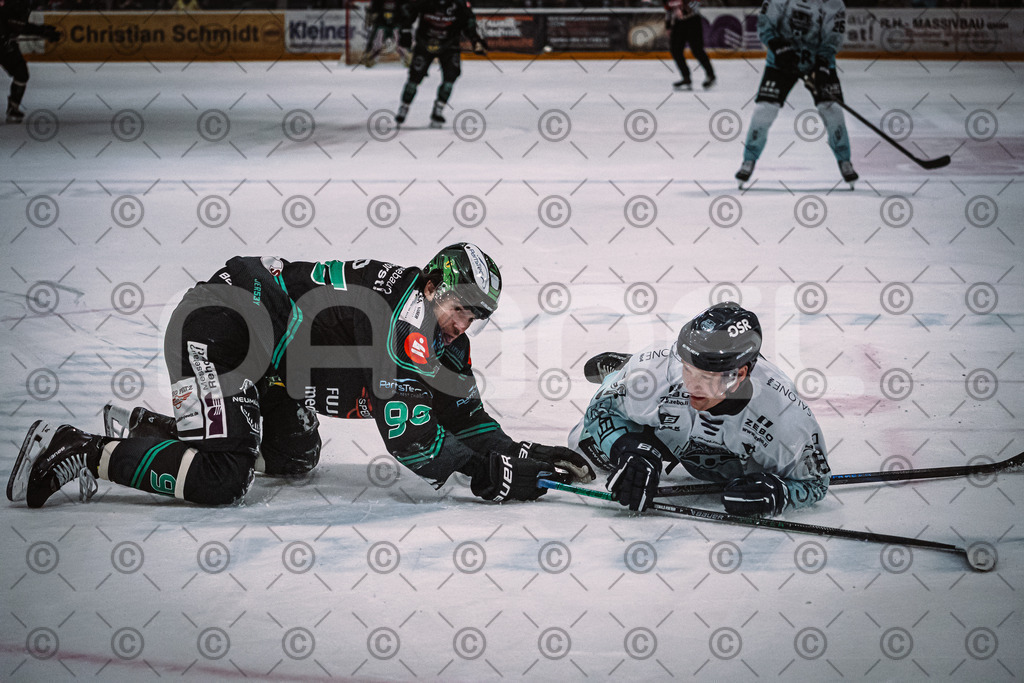 Alligators_vs_Lindau_21_12_2025-086 | Höchstadt Alligators Fotogalerie: Eishockey-Action aus Franken. Professionelle Spielfotos, Portraits & Stadionbilder zum Download. Jetzt entdecken! - Realized with Pictrs.com