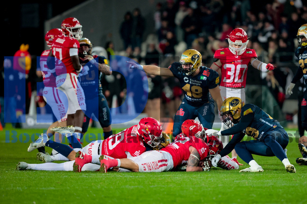 SES_POTDRE20241012-67 | bond - Realisiert mit Pictrs.com