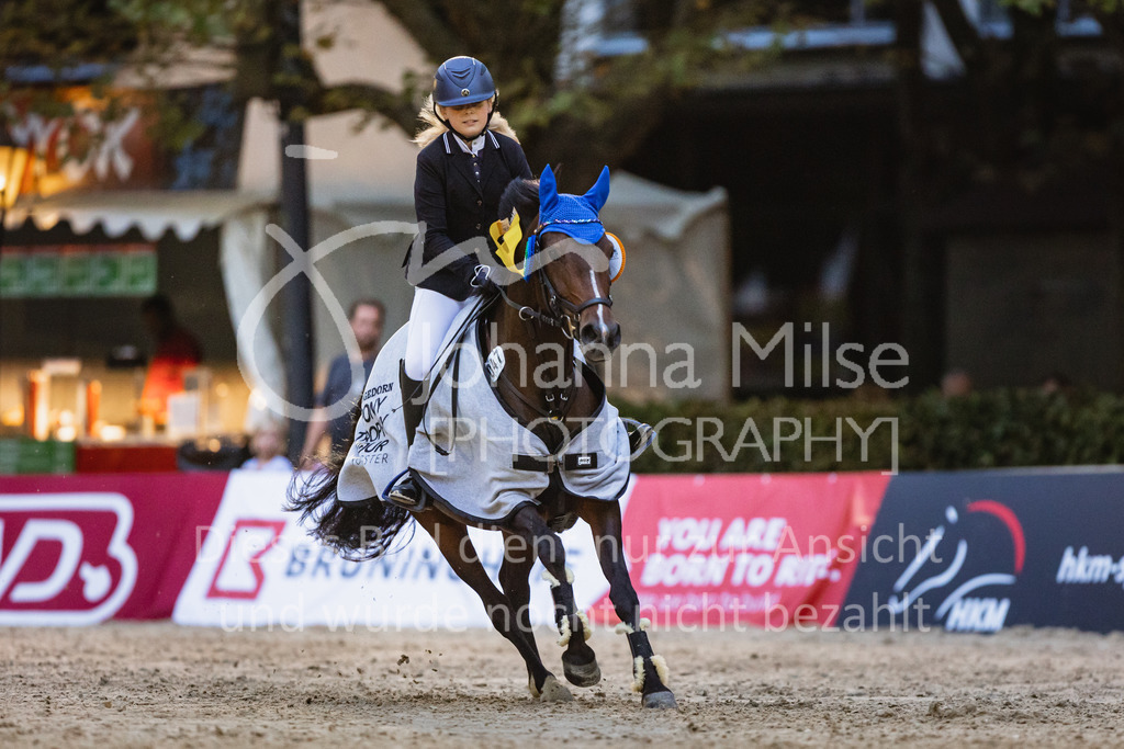 220909_OWLCh_PonyTrophy-217 | Deine schönsten Turniermomente als professionelle Fotos! Entdecke hochwertige Pferdesport-Fotografie im Online-Shop. Jetzt Fotos finden & bestellen!