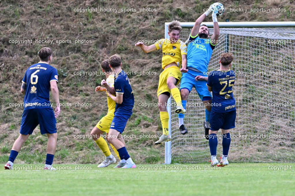 SV Malta vs. ATUS Velden | #25 Lukas Lorinson ATUS Velden, #1 Michael Fasching ATUS Velden, #12 Samuel Zettauer SV Malta, #6 Florian Schaller ATUS Velden, SV Malta vs. ATUS Velden, SV Malta vs. ATUS Velden am 19.08.2025 in Malta (Sportplatz Malta), Austria, (Photo by Bernd Stefan)