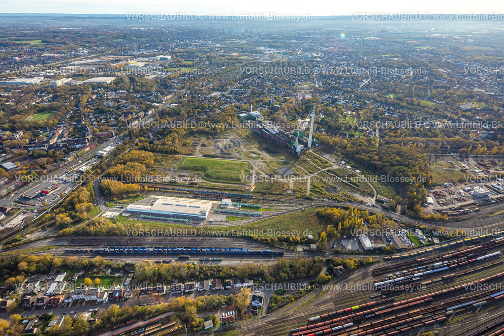 Herne221101467westlich | Luftbild, Freifläche und Baustelle, ehemaliges Bergwerkgelände General Blumenthal, ehemaliges Uniper-Kraftwerk Shamrock, Niederlassung Stadler Schienenfahrzeuge, Wanne-Süd, Herne, Ruhrgebiet, Nordrhein-Westfalen, Deutschland