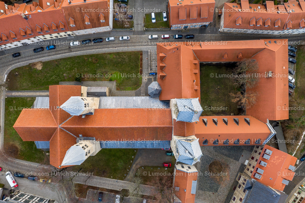 10049-50043 - Luftbild Halberstadt | Stockfoto und Bilderpool mit Bildmaterial aus Deutschland, dem Harz, Halberstadt, Quedlinburg, Wernigerode und weltweit. Qualitativ hochwertige und professionelle Fotos anschauen und kaufen. - Realisiert mit Pictrs.com