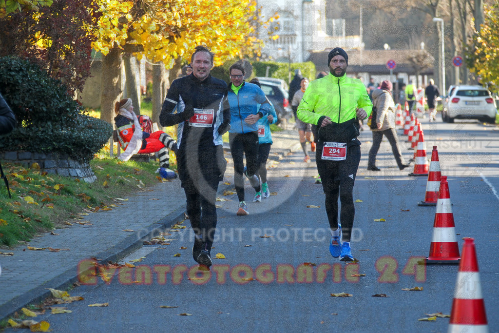 241201_1225_EV4_2393 | Sportfotografie im Rhein-Sieg Kreis, Köln, Bonn, NRW, Rheinland Pfalz, Hessen, etc. Unser Tätigkeitsfeld umfasst den Laufsport vom Volkslauf über den Marathon, Duathlon, Triathon bis zum Ultralauf wie Kölnpfad Ultra oder Schindertrail.