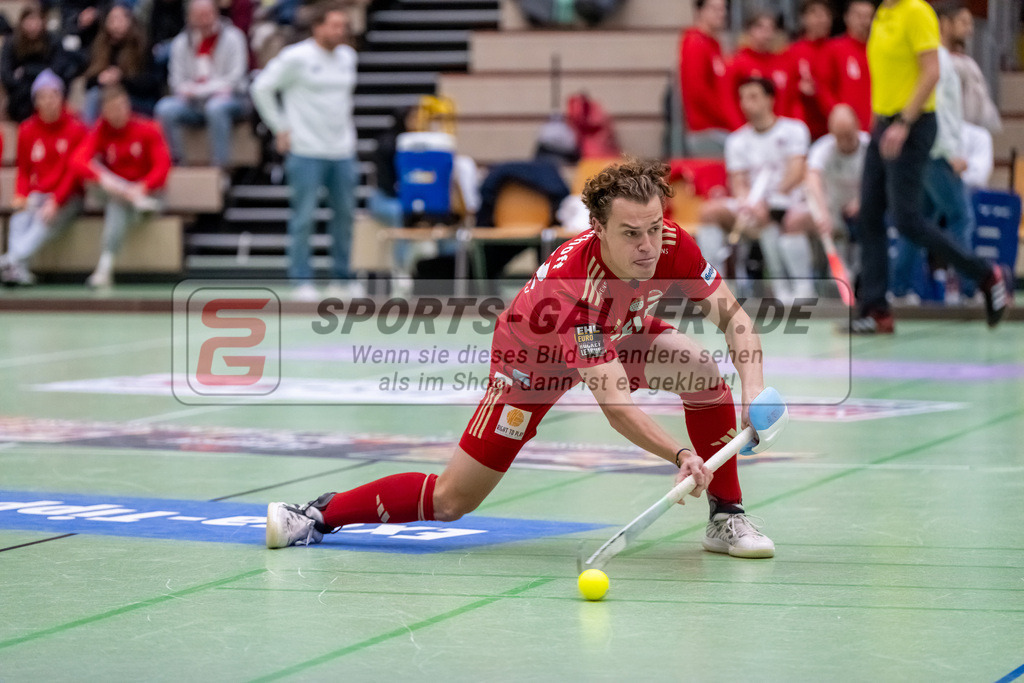 HK_20241214_100337 | 1. Bundesliga Halle Herren Crefelder HTC - Rot-Weiss Köln am 14.12.2024 Halle Glockenpitz, Krefeld , Michel Strutthoff ( Rot-Weiss Köln #22 )