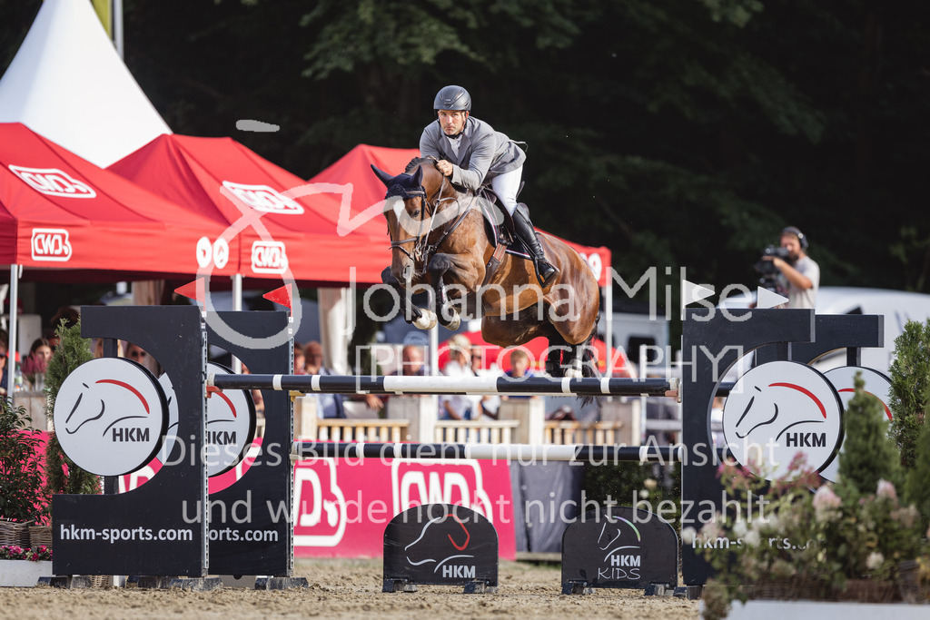 230903_HKM-BCH_Finale6j-133 | Deine schönsten Turniermomente als professionelle Fotos! Entdecke hochwertige Pferdesport-Fotografie im Online-Shop. Jetzt Fotos finden & bestellen!