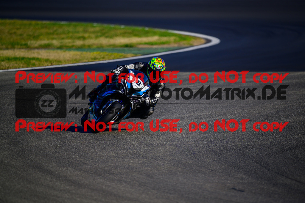 MaZZes_Fotomatrix_20250407_6007705_1148 | WEISS