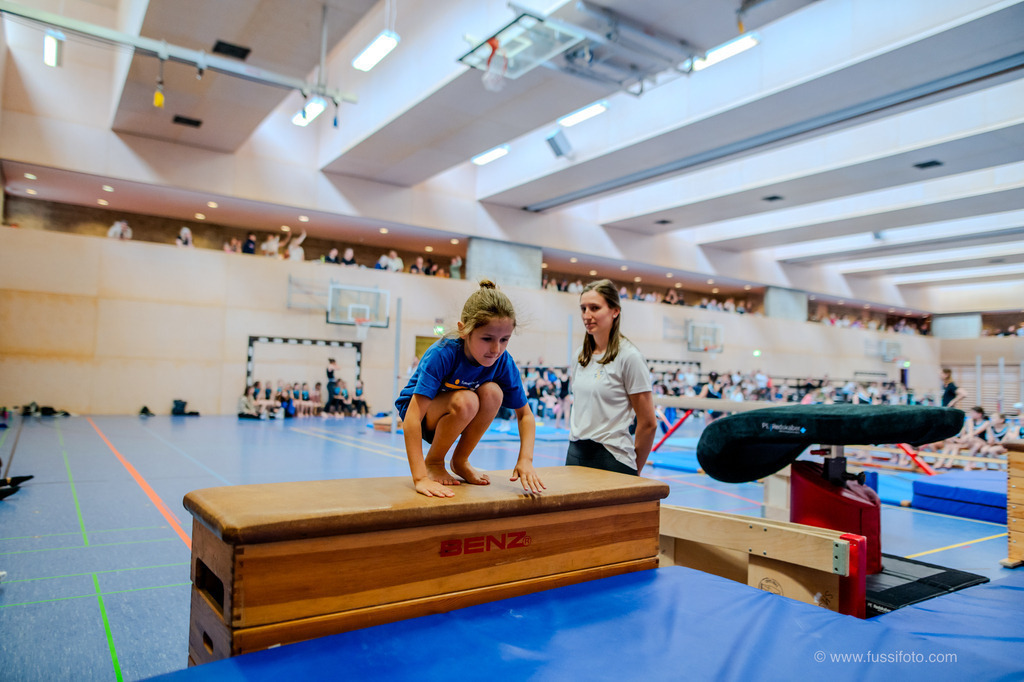 DSC_5704 | "Fussifoto.com – Ihr Ansprechpartner für hochwertige Fotografie! Entdecken Sie kreative Bilder und professionelle Dienstleistungen. Kontaktieren Sie uns für Ihre Projekte!"