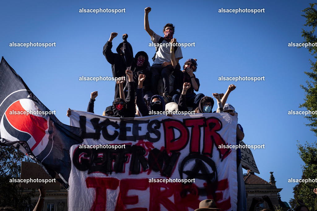 9L6A3128 | manifestation de lycéens à Strasbourg, le 6 octobre 2026, dans le cadre d’un mouvement national de protestation contre les conditions d’apprentissage. - Realisiert mit Pictrs.com