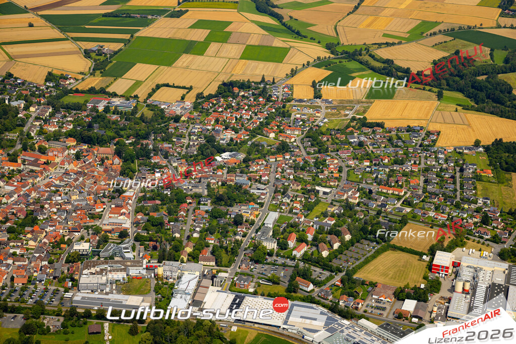 Das Luftbild zeigt :  Bad Rodach - Die Luftaufnahme wurde 2024 vom UL-Flugzeug aus erstellt ( keine Drohne ) - Hochauflösende Luftaufnahme - Für grossformatige Ausdrucke geeignet. Die Geschenkidee !Mit Lizenz und Bildrechte bestellbar