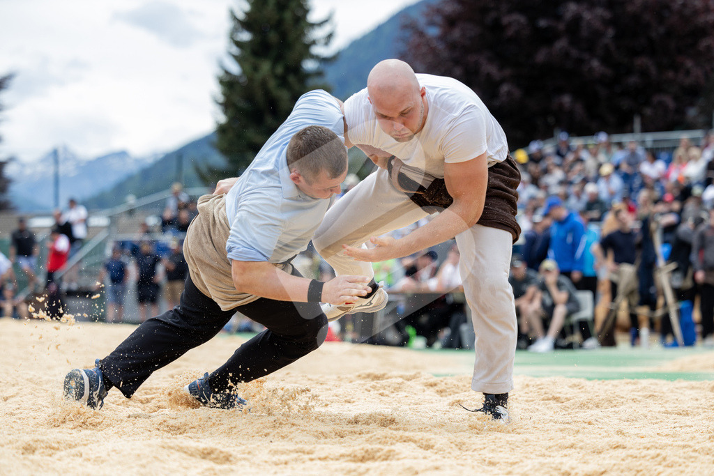 ZKSF2026_4Gang_80 | Die Schwinger des Schwyzer Kantonalen Schwingerverbandes: Fotos, die Dynamik und Leidenschaft festhalten, sowie emotionale Momente aus dem traditionellen Schwingsport zeigen. - Realisiert mit Pictrs.com