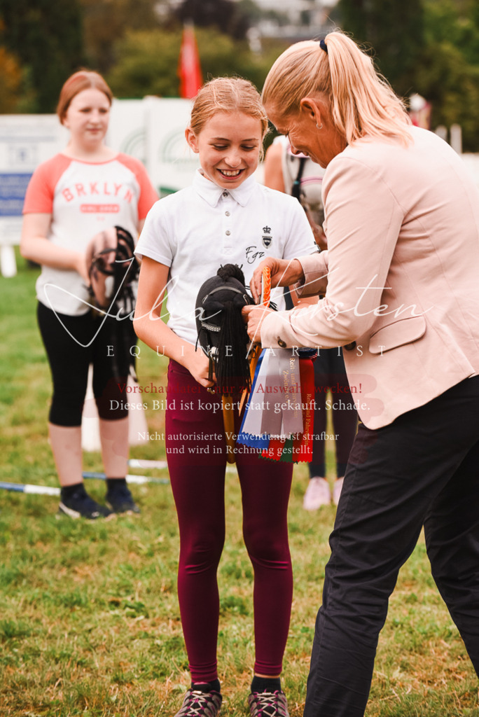 DSC_4465 | Pferde- und Turnierfotografie in Westsachsen. Pferdeportraits, Auftragszeichnungen und intuitive Kunst.