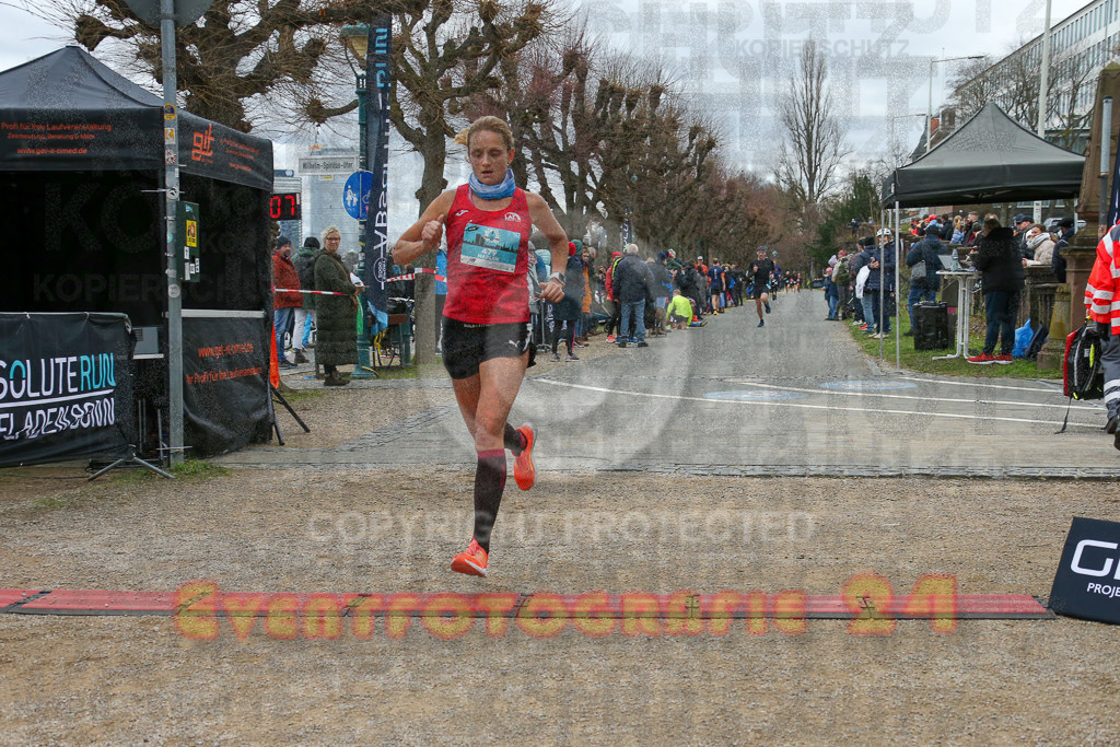231231_1153_EX1_4402 | Sportfotografie im Rhein-Sieg Kreis, Köln, Bonn, NRW, Rheinland Pfalz, Hessen, etc. Unser Tätigkeitsfeld umfasst den Laufsport vom Volkslauf über den Marathon, Duathlon, Triathon bis zum Ultralauf wie Kölnpfad Ultra oder Schindertrail.