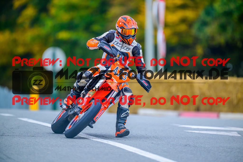 MaZZes_Fotomatrix_20251011_6007705_7559 | SENIOR