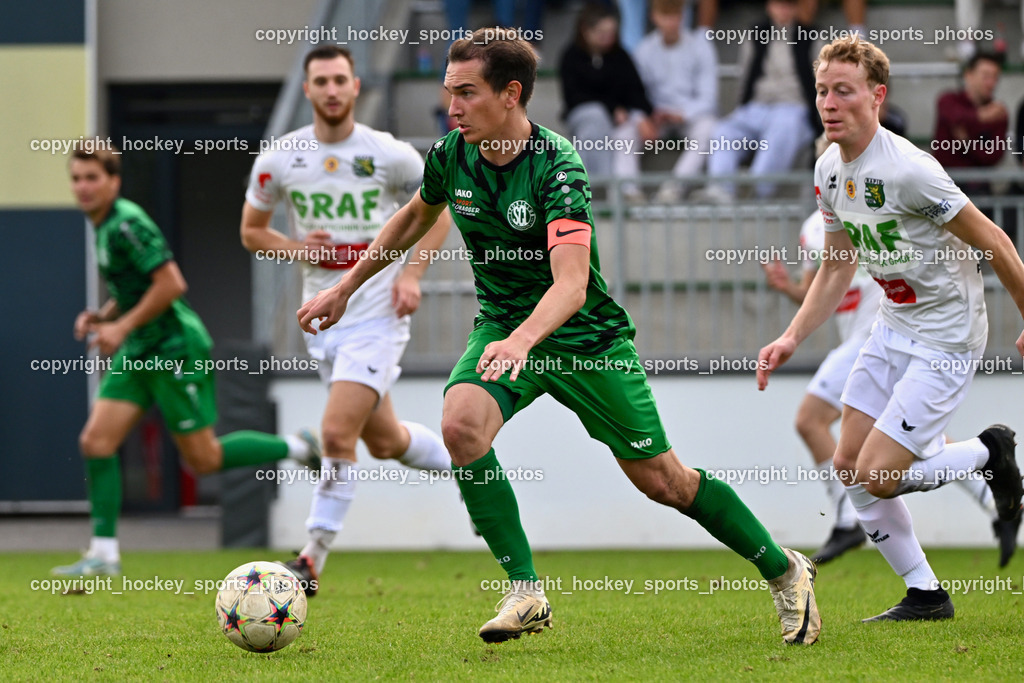 SC Landskron vs. Rapid Lienz | #8 Philipp Gatti SC Landskron, #13 Maximilian Stuart Zojer Rapid Lienz, SC Landskron vs. Rapid Lienz, SC Landskron vs. Rapid Lienz am 22.09.2024 in Villach (Sportanlage Landskron), Austria, (Photo by Bernd Stefan)