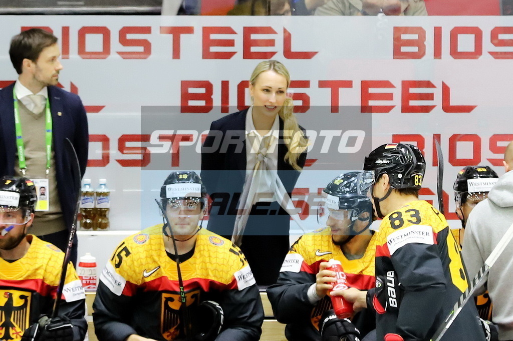 Jessica Campbell - AC GER | Jessica Campbell - AC GER - Realisiert mit Pictrs.com