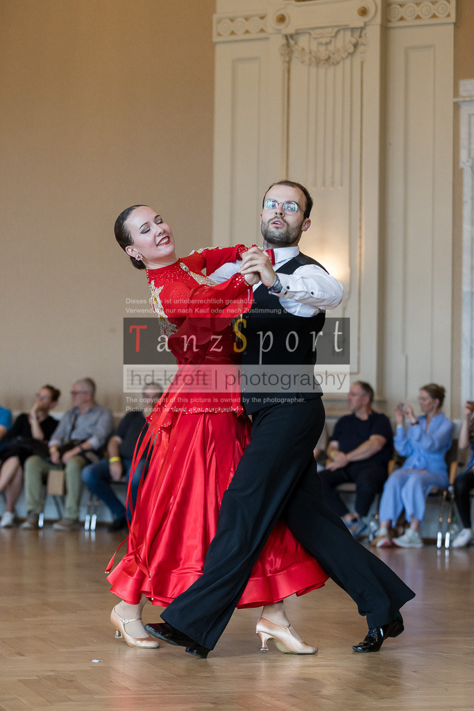 20240706_HGR_B_Std_6823 | Tanzsportbilder, Standardtanz, Lateintanz, WDSF, DTV, LTVB, dancecomp, goc, hessen tanzt, blaues band der spree, walzer, tango, wiener walzer, slowfox, quickstepp, samba, rumba, cha-cha-cha, paso doble. jive, hd-kroft photography, turniertanzsport