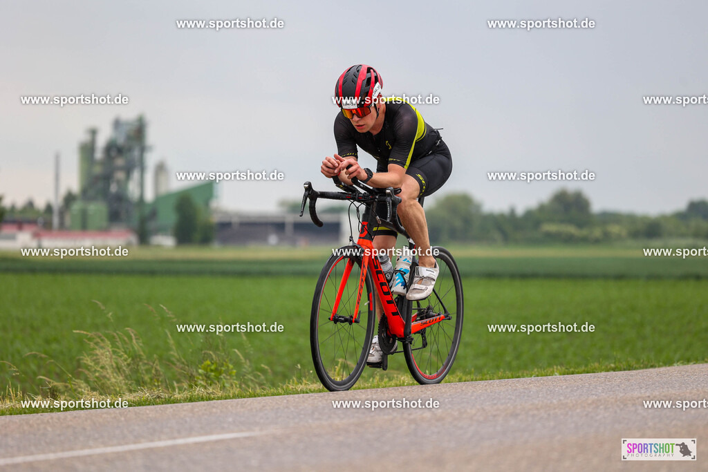 BR8A5678 | Stadttriathlon Erding 2025. #yourpictrs #sportshot_your_pictrs @Sportshotphotography #stadttriathlonerding Copyright: www.sportshot.de