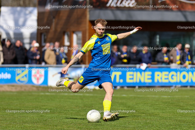 Fußball I Herren I Saison 2025-2026 I SHFV-Lotto-Pokal I Halbfinale I SV Todesfelde - VfB Lübeck 029 | Tyler Körting (25, SV Todesfelde) - Realisiert mit Pictrs.com