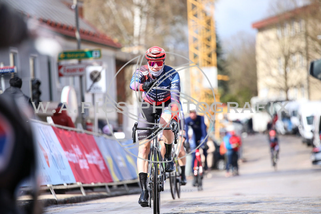 ..... | LEONDING,AUSTRIA,24.März.24 - 63.Radsaisoneröffnungsrennen Leonding Road Cycling League , Image shows: 
Photo: WAPICS / Andreas Willdoner