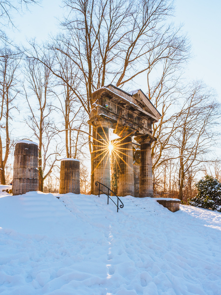 Bürgerpark | Entdecke exklusive Fotokunst aus Braunschweig: Bildband, Leinwände, Postkarten, Kalender, digitale Downloads & Bildlizenzen. Jetzt im offiziellen Beautiful Braunschweig Shop! - Realisiert mit Pictrs.com