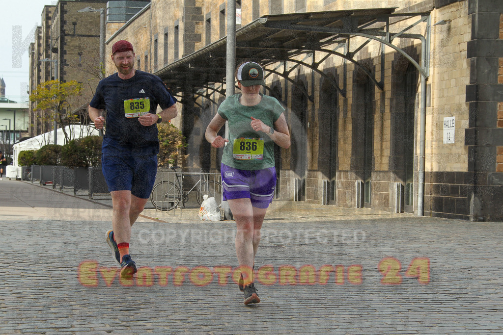 250920_1532_EV4_9087 | Sportfotografie im Rhein-Sieg Kreis, Köln, Bonn, NRW, Rheinland Pfalz, Hessen, etc. Unser Tätigkeitsfeld umfasst den Laufsport vom Volkslauf über den Marathon, Duathlon, Triathon bis zum Ultralauf wie Kölnpfad Ultra oder Schindertrail.