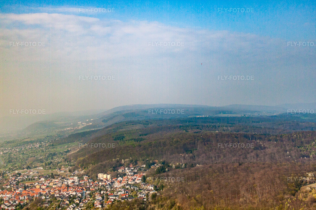 Luftbild: Ortsansicht von Süden in Nußloch im Bundesland Baden-Württemberg in Deutschland. Foto: IMG_49426.jpg vom 06.04.2012 durch Werner Riehm/FLY-FOTO.de