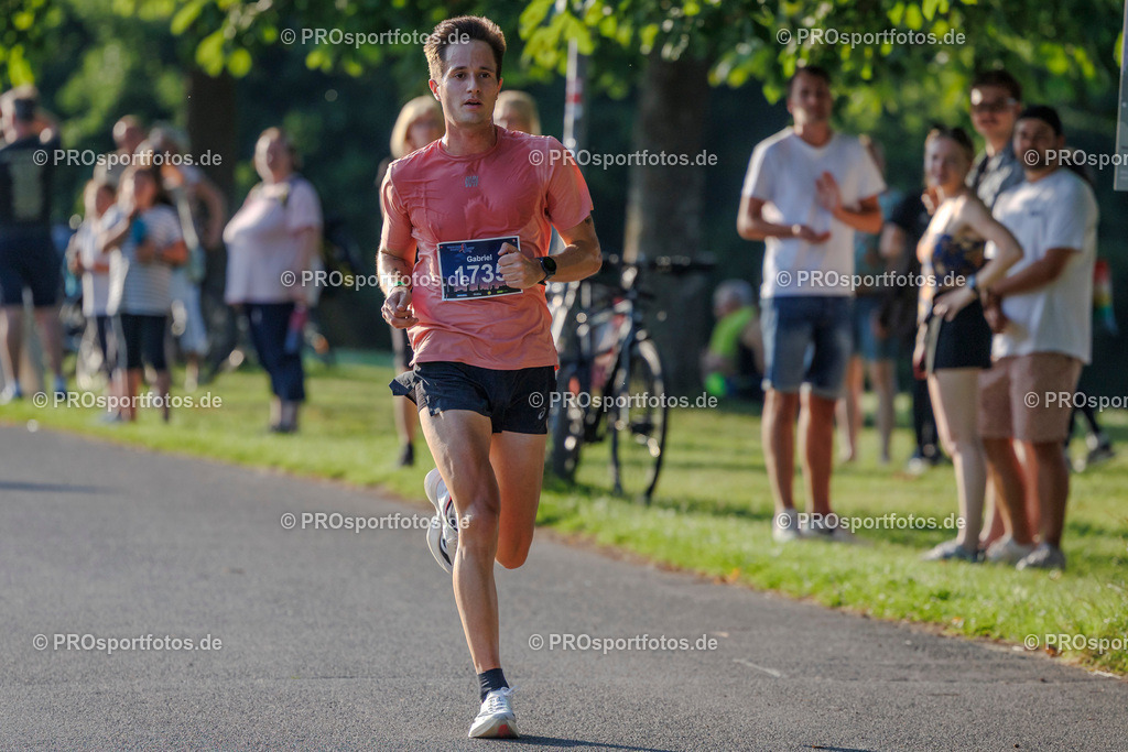 Sparda-Bank Nachtlauf Bonn; Bonn, 18.06.2025 | Impressionen vom Sparda-Bank Nachtlauf Bonn am 18.06.2025 in Bonn (Nordrhein-Westfalen). 