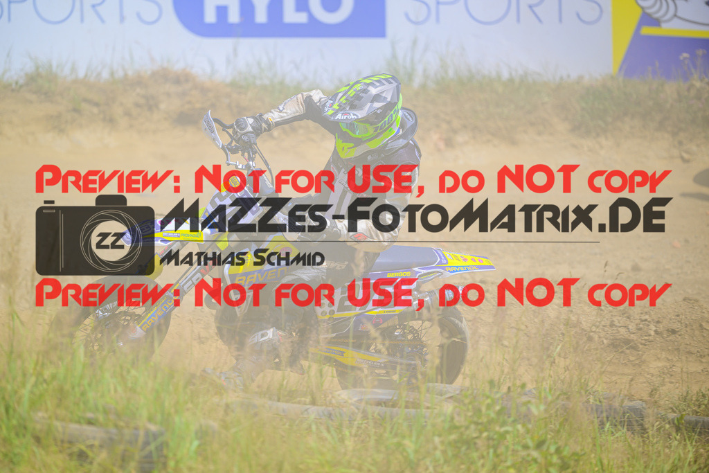 MaZZes_Fotomatrix_20250704_6007705_8273 | GELB