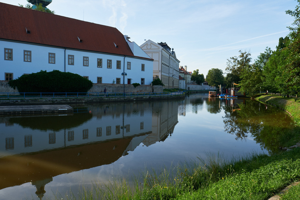 Blick auf den Dominikanerkloster | Budweis, Tschechoslowakei - June 16, 2022: Blick auf den Dominikanerkloster - Realisiert mit Pictrs.com