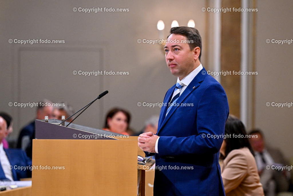 Landhaus Linz_ Promenade_ Landtagssitzung_ 13.06.2024-37 | 13.04.2024, Landhaus Linz AUT, Promenade, Landtagssitzung, im Bild LH-Stv. Manfred Haimbuchner (FP)