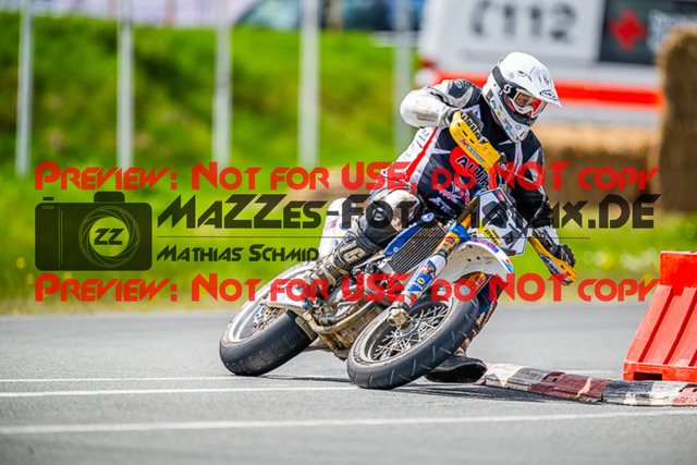 MaZZes_FotoMatrix_230506_3386 | UE40