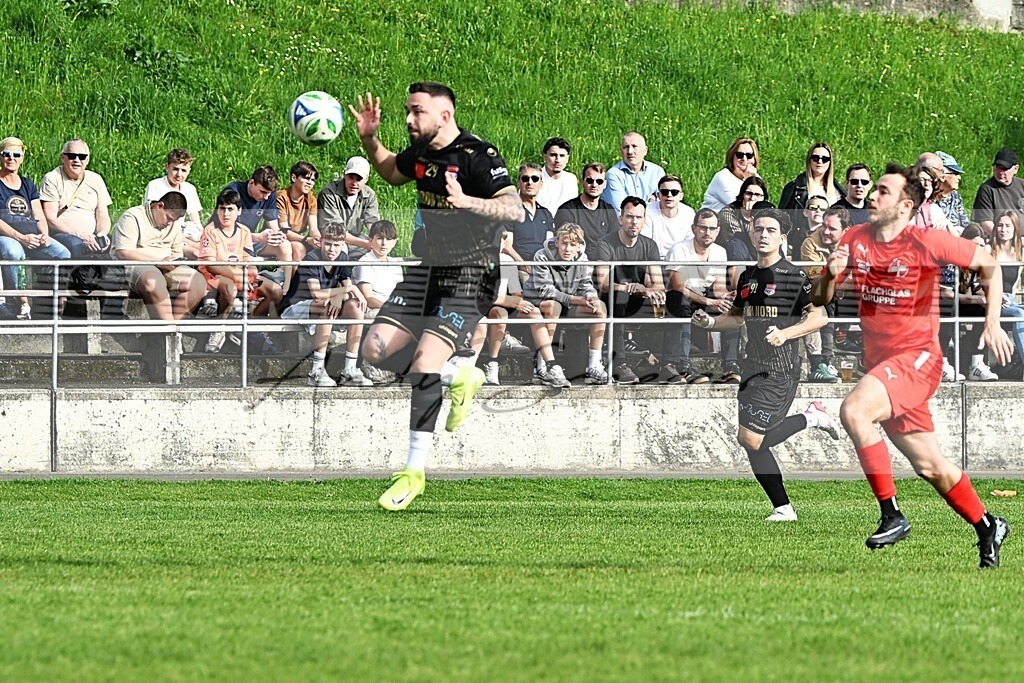 rDSC_8440 | Kaufen Sie Sportbilder im Onlineshop von Andy Scherrer Sportfotografie. Faszinierende Bilder von Sportevents aus der ganzen Schweiz. Fussball, Frauenfussball, Unihockey, Handball, Schwingen und weiteren Sportarten. - Realisiert mit Pictrs.com