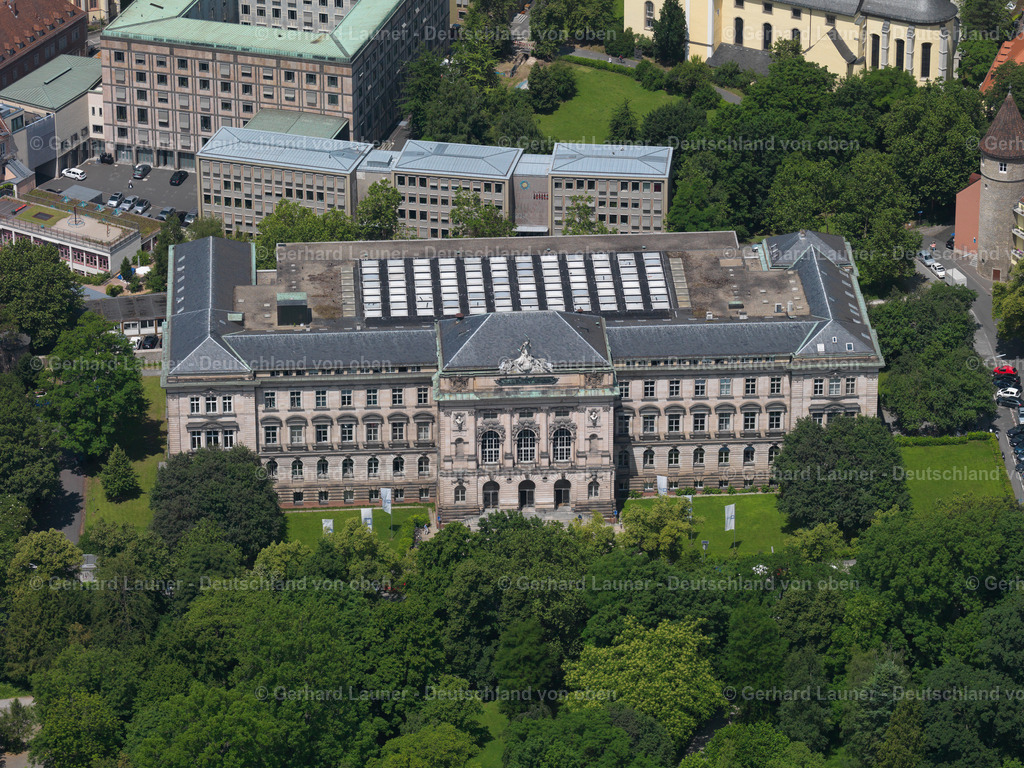 3089081 | Gebäude der Neuen Universität Würzburg mit der wirtschatswissenschaftlichen Fakultät und Teilbibliothek