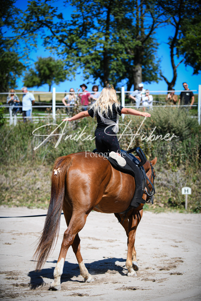 DSC_0704 | anikahuebner - Realisiert mit Pictrs.com